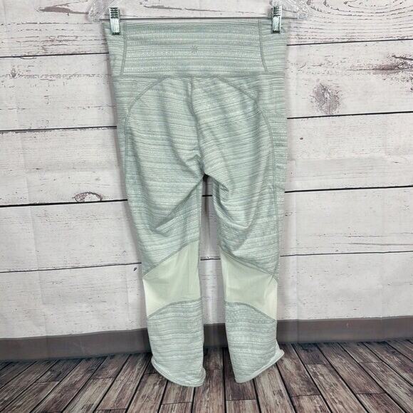 Athleta Leggings Womens Small Gray Mesh Midrise Pockets Textured - Picture 6 of 10
